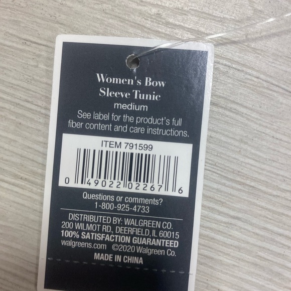 West Loop Striped Blue and White Tunic with Tie Sleeves - Picture 6 of 6